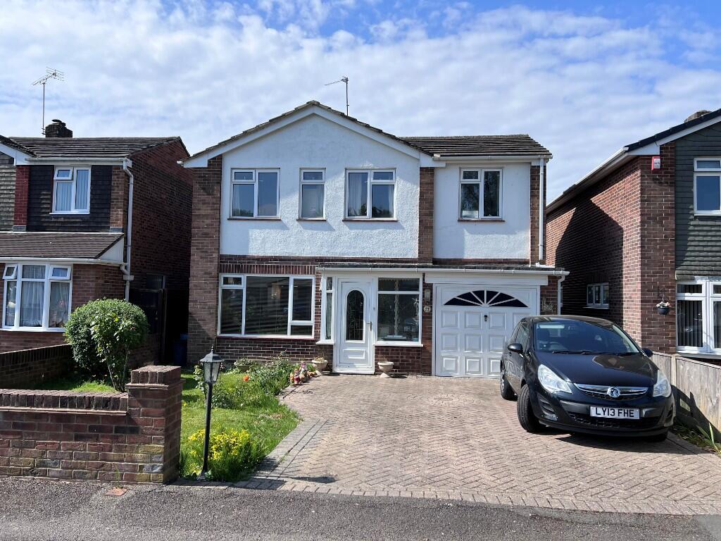 Main image of property: Greenfields Avenue, Southampton, Hampshire, SO40