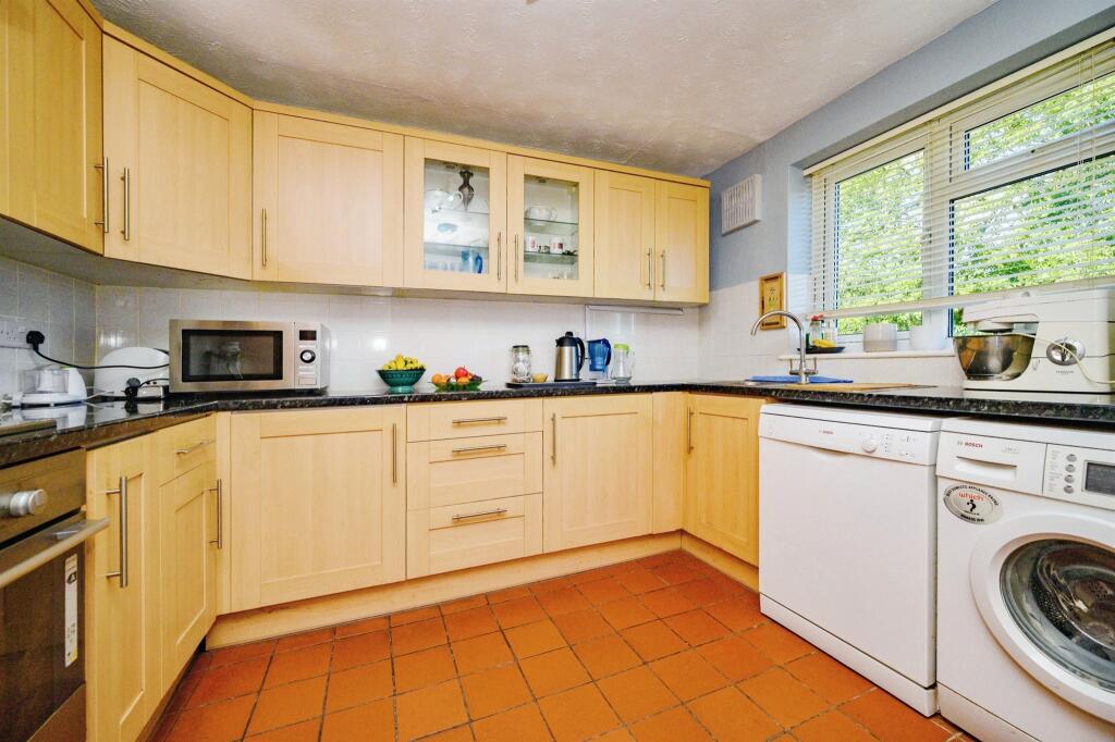 Additional image 2 of Hughenden Road, St. Albans