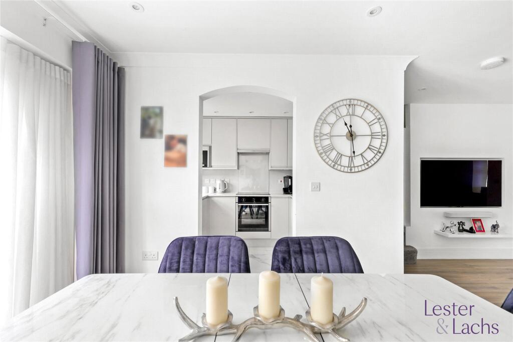 House in London - More