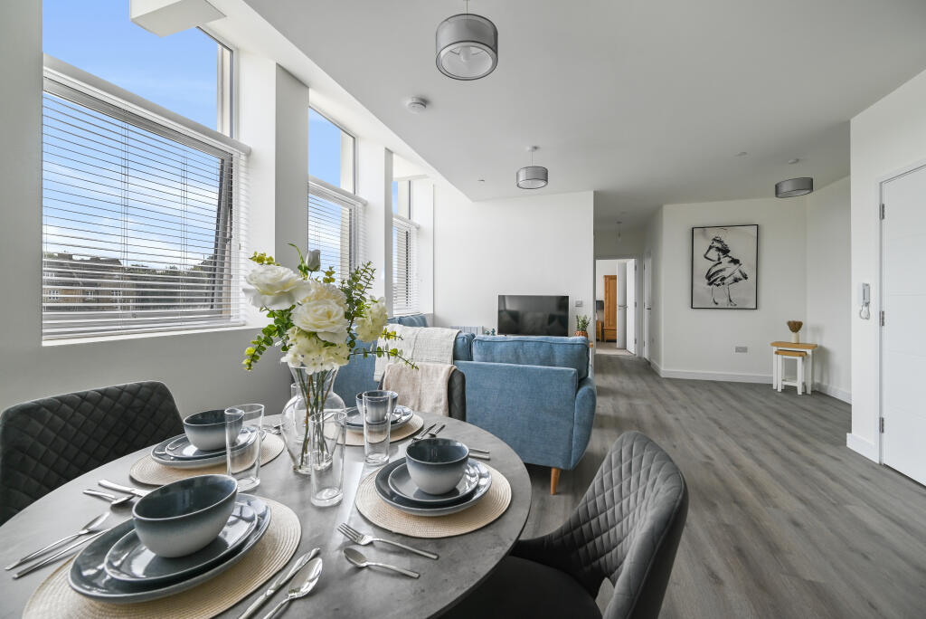 Main image of property: 325 Guild House, Peterborough 