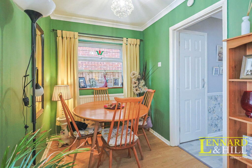 Malvern Road, Little Thurrock, Grays, RM17 5TH photo 3