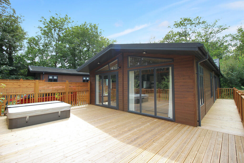 Additional image 14 of Aspen Corner, Brokerswood Holiday Park, Brokerswood