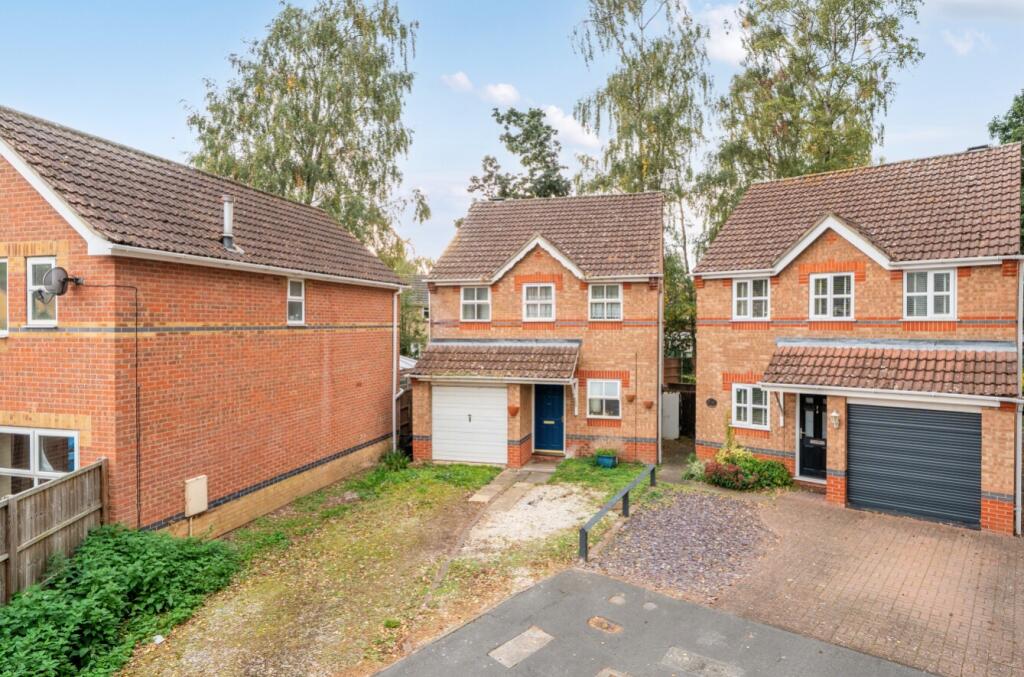 Main image of property: Lime Tree Close, Lincoln, Lincolnshire, LN6
