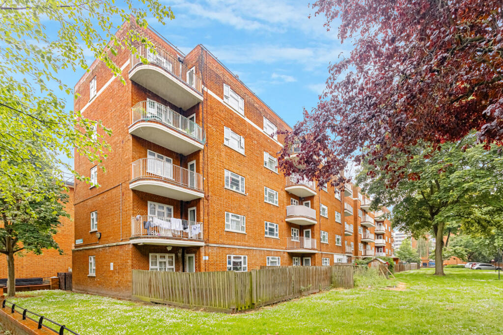 Main image of property: Bracklyn Court, 
Wimbourne Street, N1