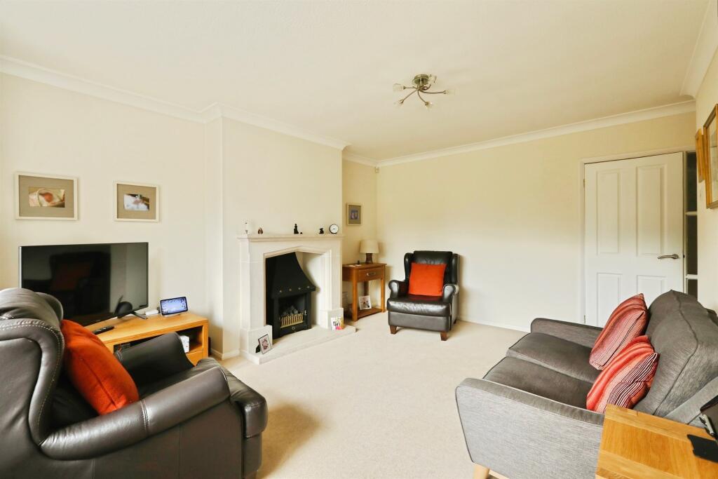 House in Rotherham, Anston - View 4