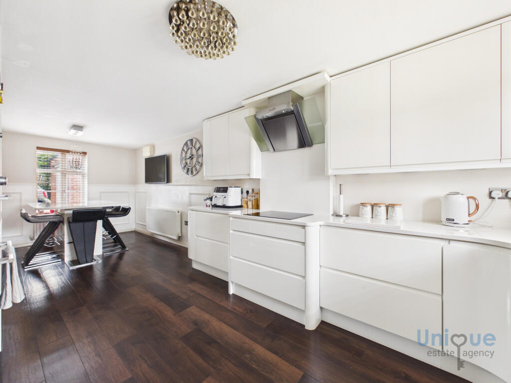 House in Preston - View 3