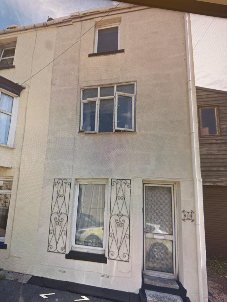 4-bed terraced on Guernsey Street, Portland, Dorset, £220,000