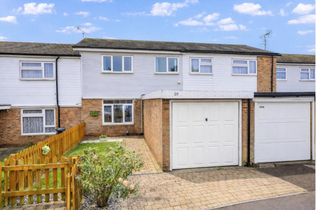Main image of property: Kitchener Close, St. Albans, Hertfordshire, AL1