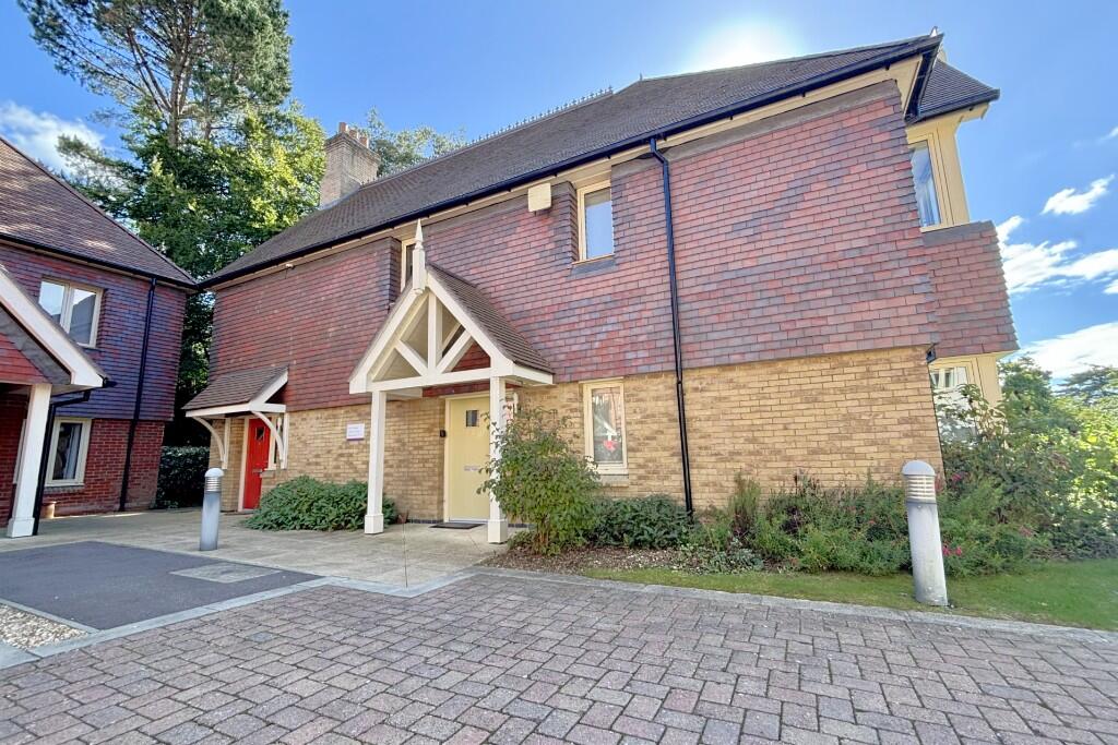 Main image of property: Gilman Court, Bishopstoke, Eastleigh, SO50
