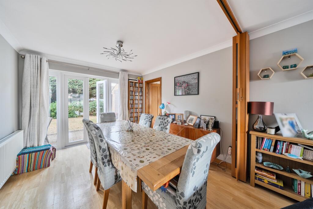 House in Slough - View 5