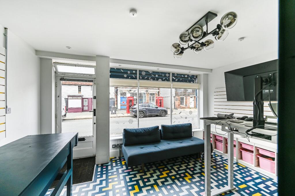 24 Ashford Road photo 3