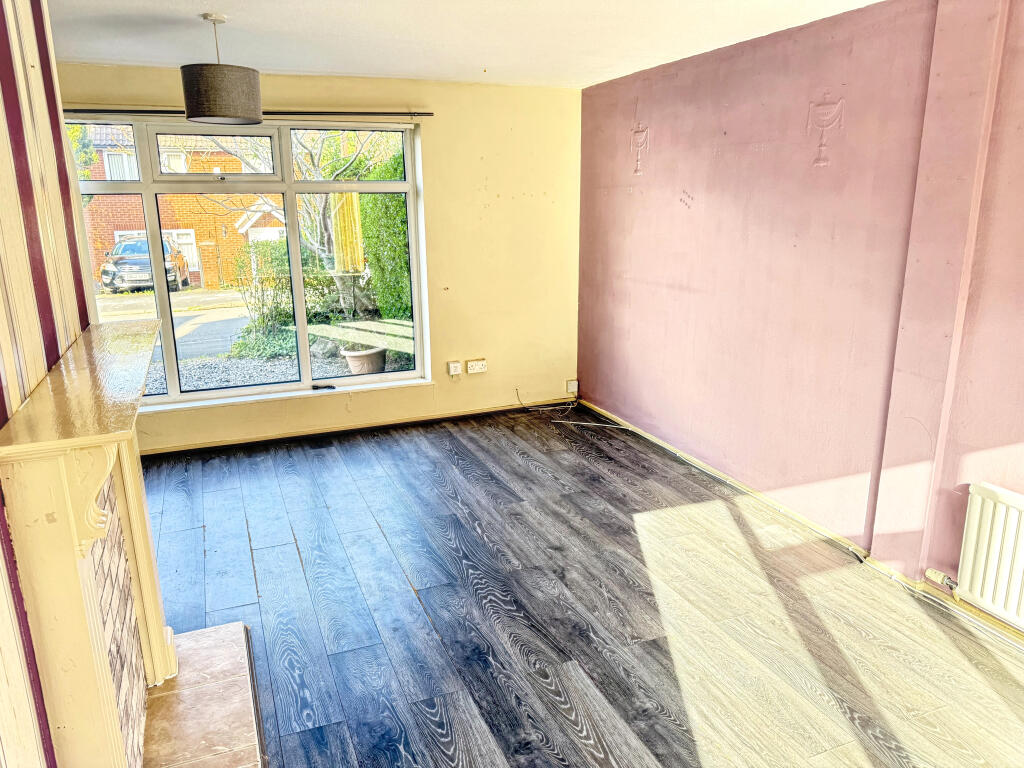6 Essex Drive, Stoke-on-Trent, ST7 1HE photo 4