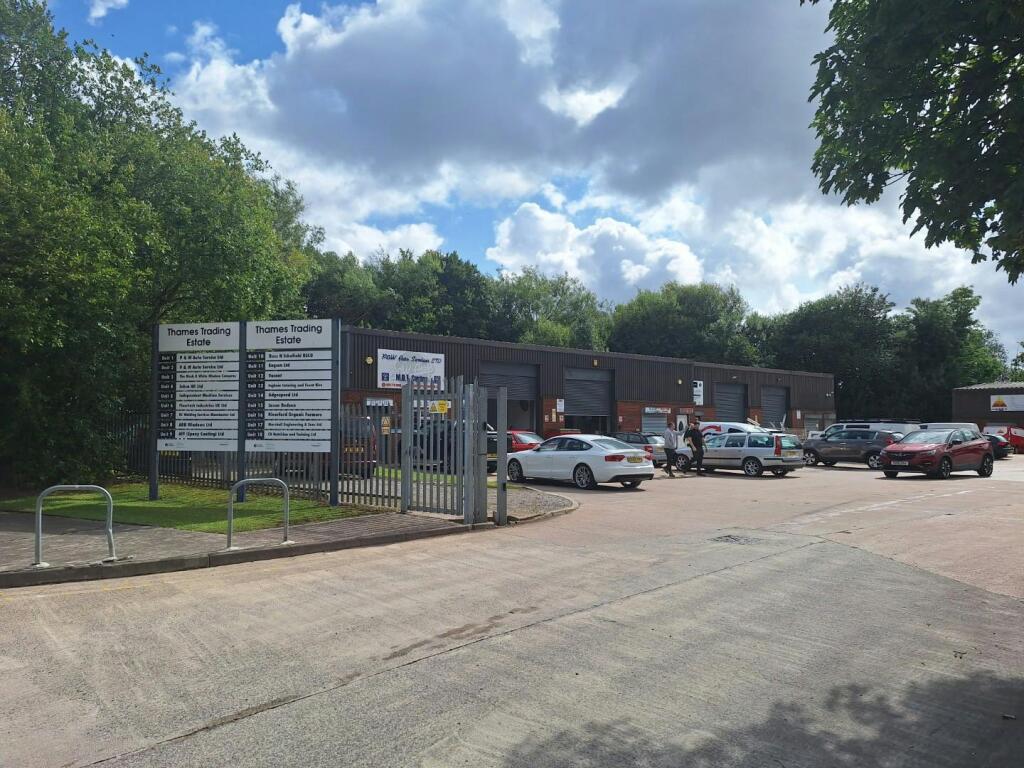 Thames Trading Estate Irlam 1.jpg