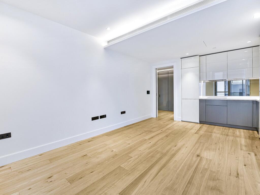 Apartment in London - View 5