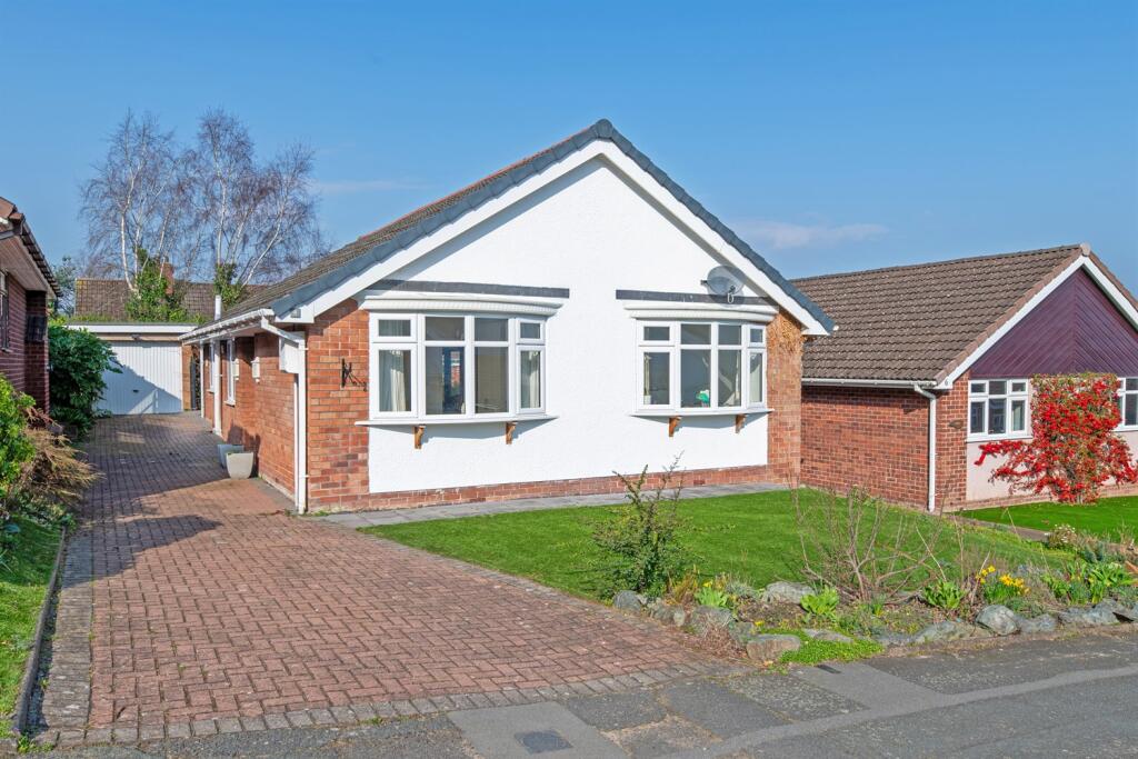 Main image of property: Cambridge Gardens, Helsby, Frodsham