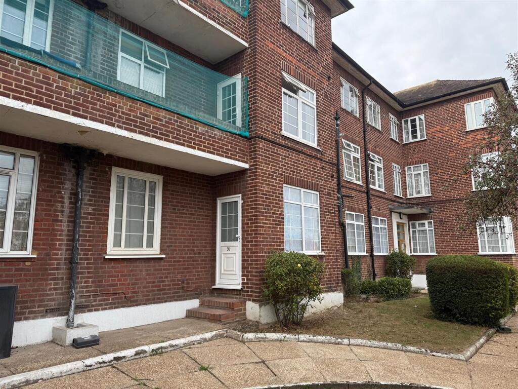 Apartment in Harrow - View 5