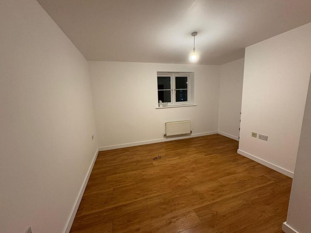 Additional image 4 of Dixon Close, Redditch, B97 6AJ