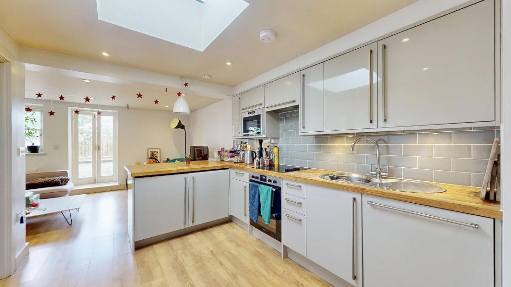 Main image of property: Hill Rise, Richmond
