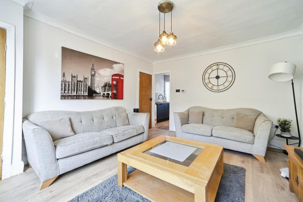 House in Bradford, Keighley - View 4