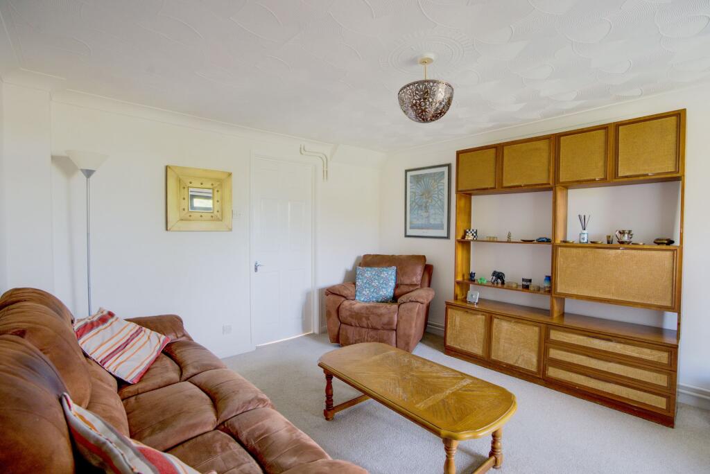 House in East Cambridgeshire, Soham - More