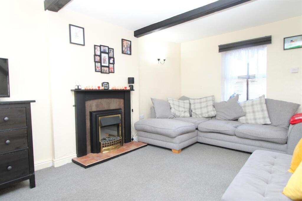 Moorside Road, Eccleshill, Bradford photo 2