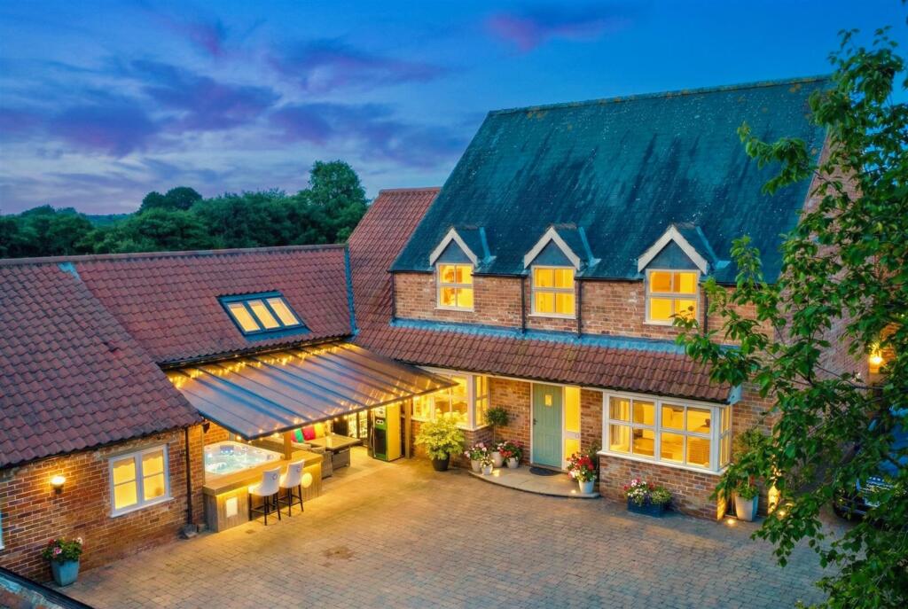 Main image of property: High Street, Brant Broughton, Lincoln