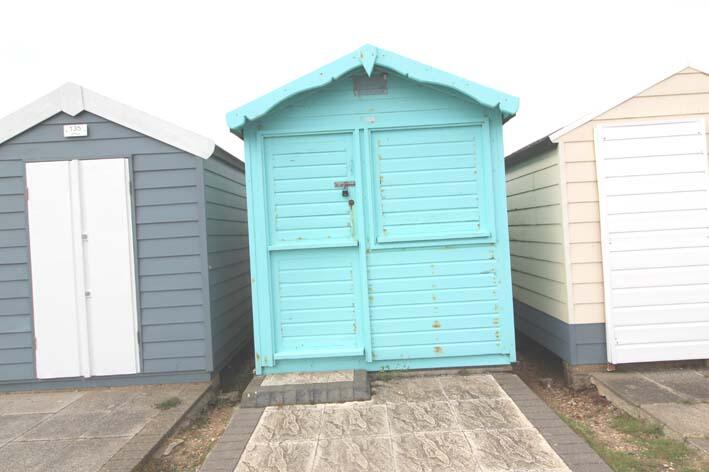 Studio caravan on Promenade Way, CO7, £28,000