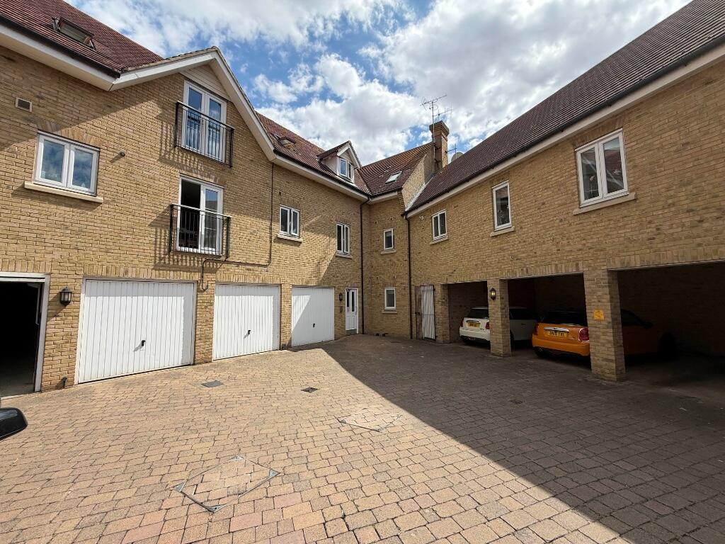 Main image of property: Eglinton Drive, Chelmsford, Essex, CM2