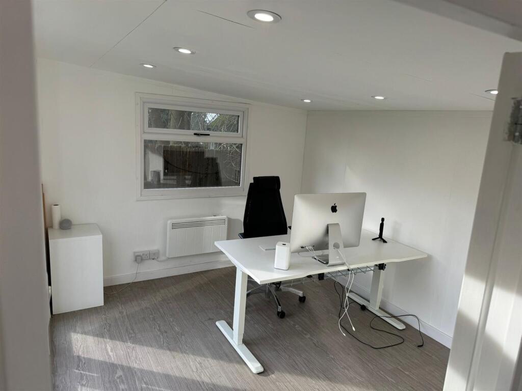 Additional image 26 of Castle Road East, Oldbury