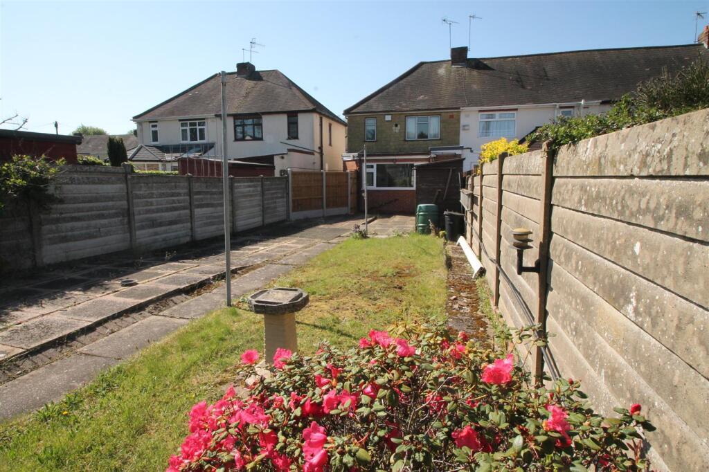 House in Sandwell, Plant's Green - View 2