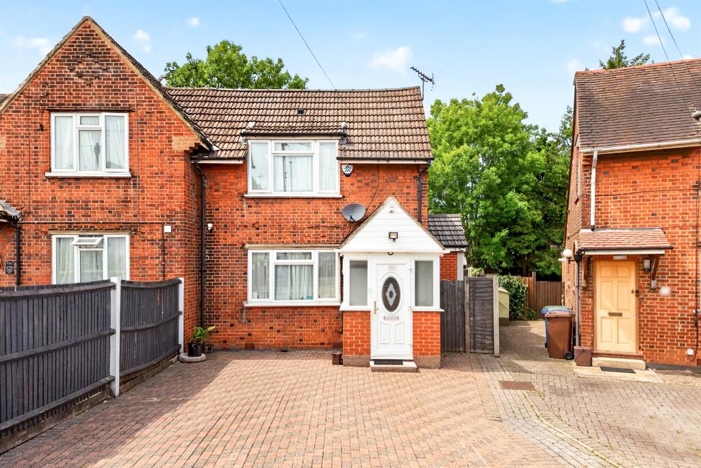Main image of property: Summers Lane, London