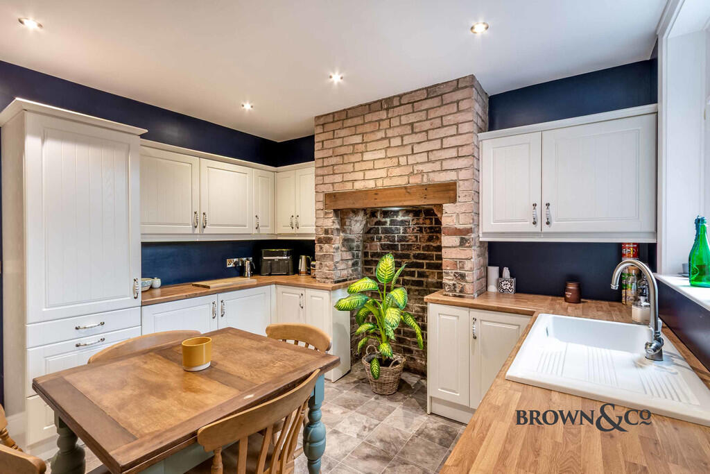 House in Doncaster - View 3