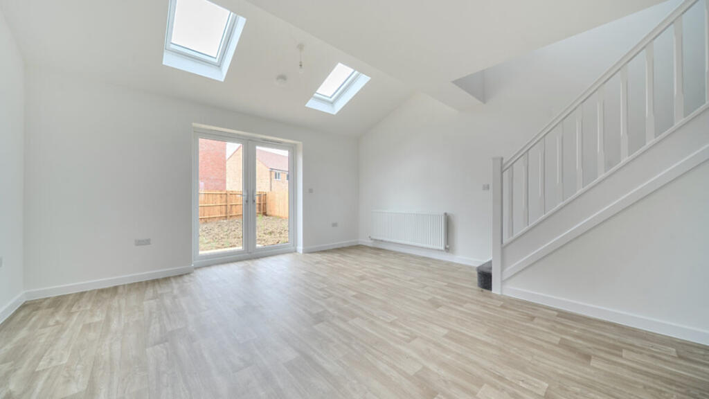 House in Fenland, March - View 5