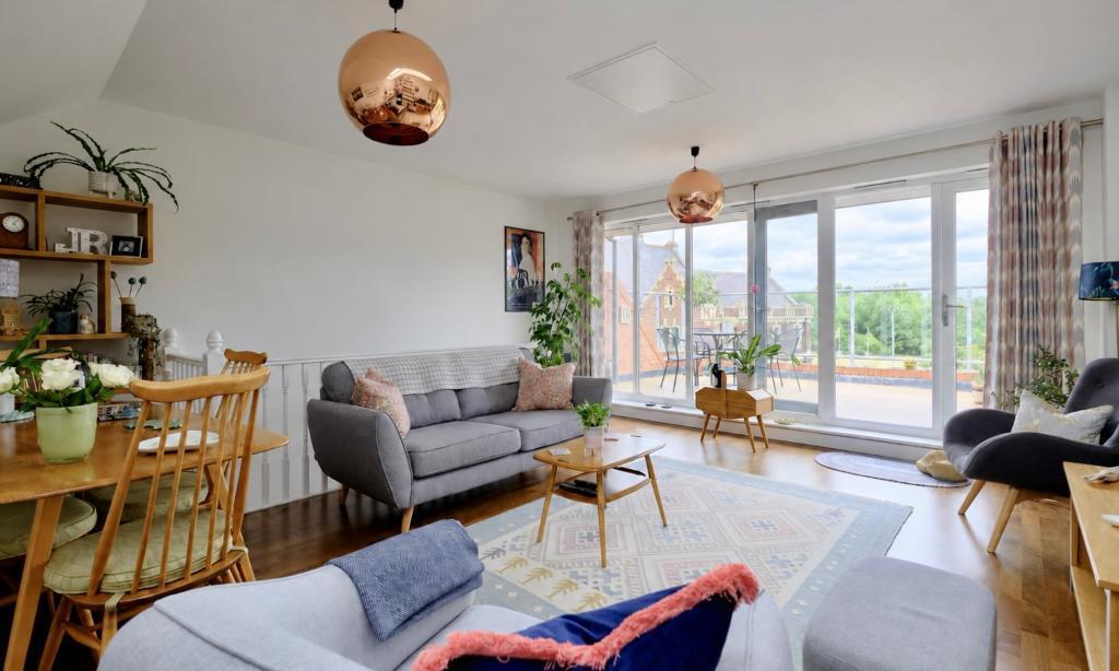 House in Worcester - More
