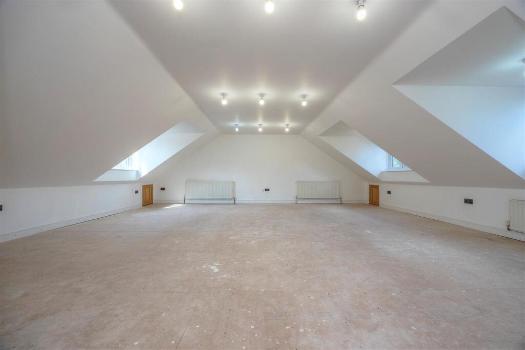 Dobcroft Road, Ecclesall, Sheffield photo 3