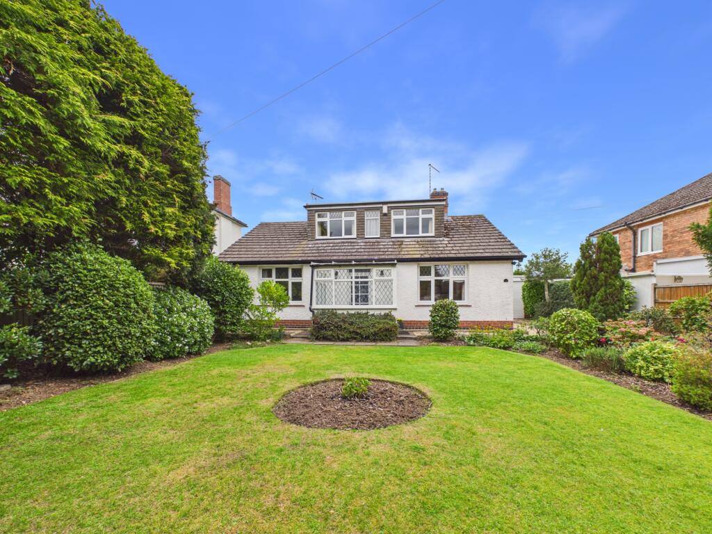 4-bed detached on Chestnut Avenue, Mickleover, £530,000