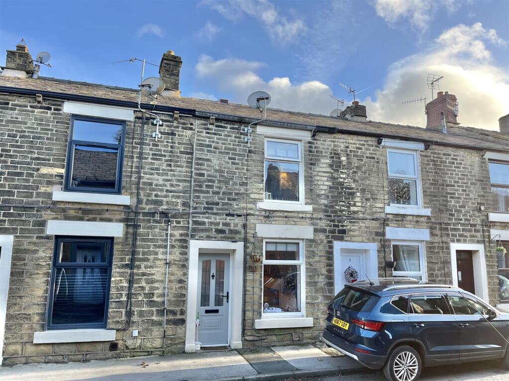 Main image of property: Queen Street, Glossop