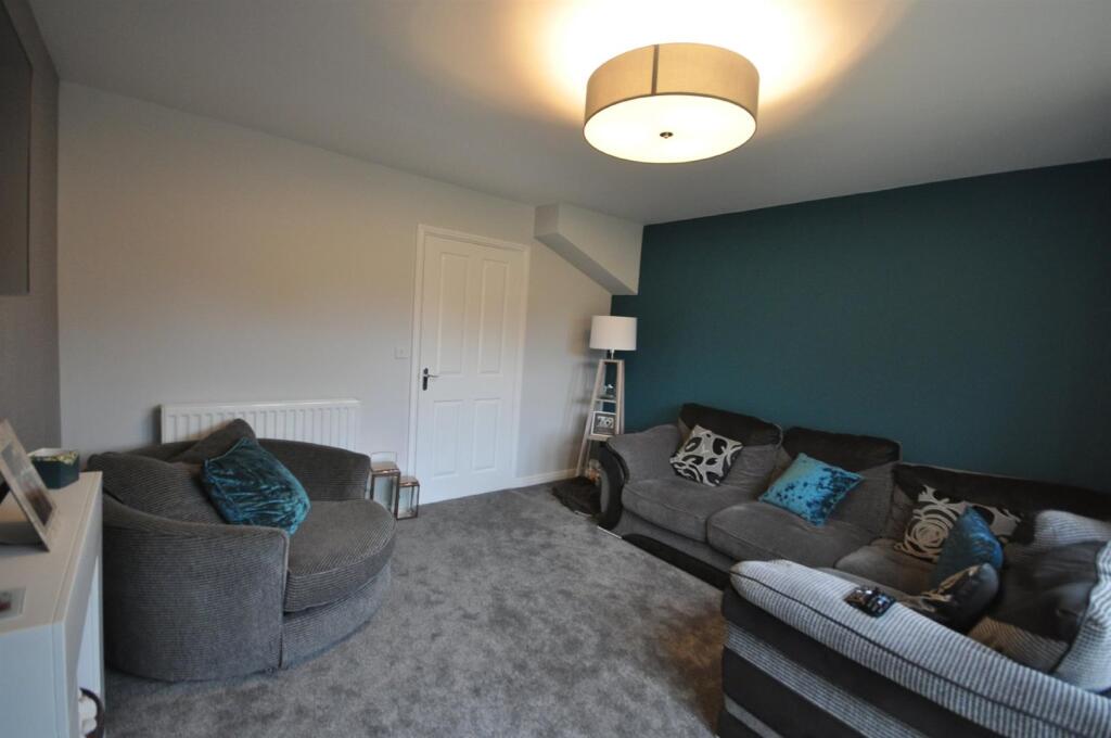 House in Doncaster - View 3