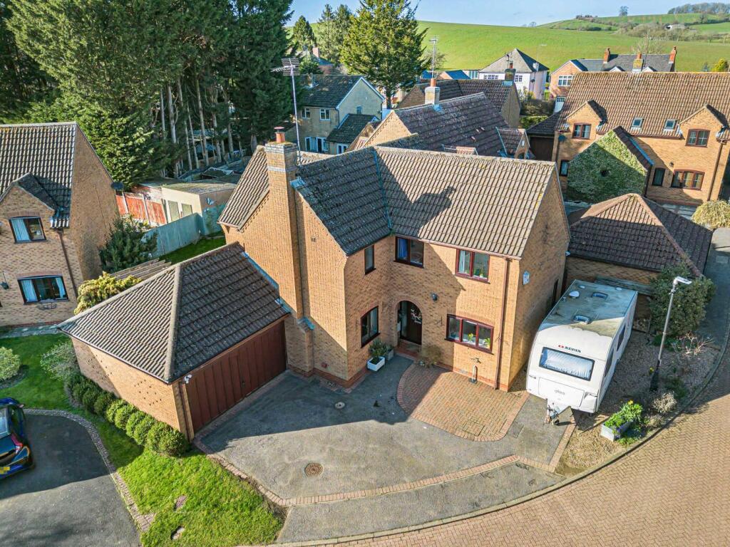 Main image of property: Whitecroft Gardens, Woodford Halse, NN11