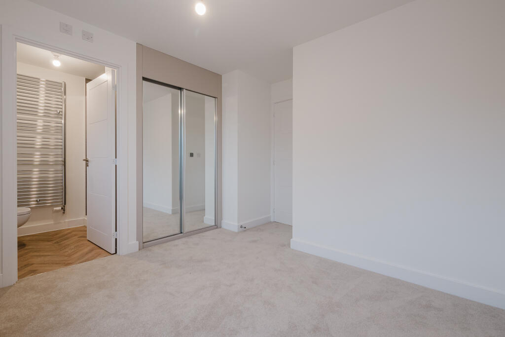 House in Northampton - View 4