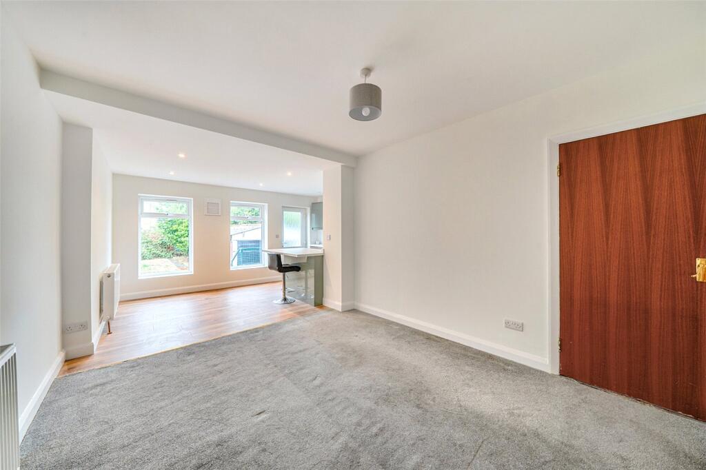 House in Southall - View 4