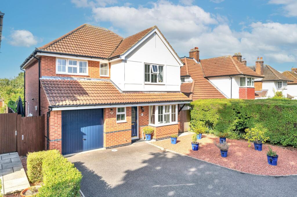 Main image of property: Green Drift, Royston, SG8
