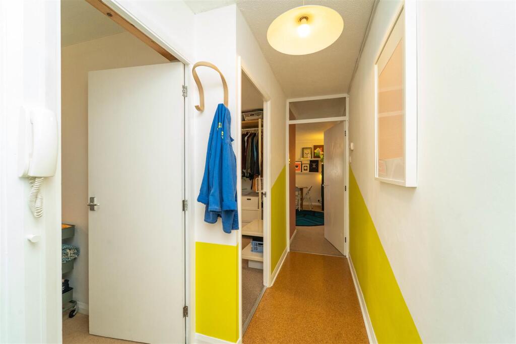 Apartment in Manchester, Greater Manchester - View 4
