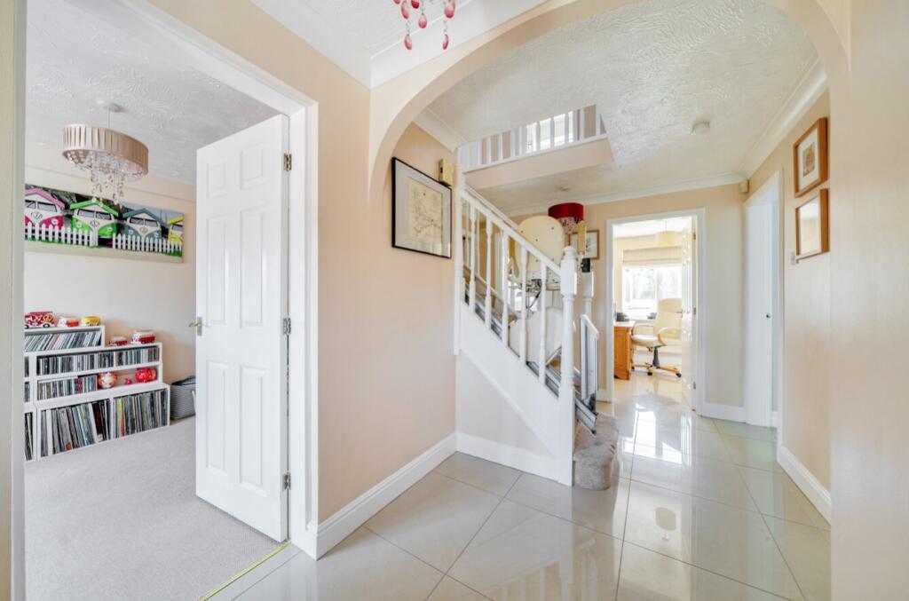 House in South Kesteven, Great Gonerby - View 5