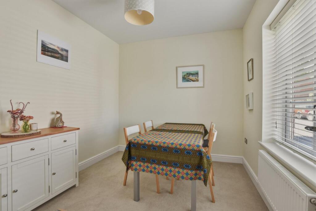 House in Stratford-on-Avon, Stratford-upon-Avon - View 4