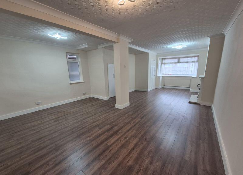 House in Birmingham, West Midlands - View 2