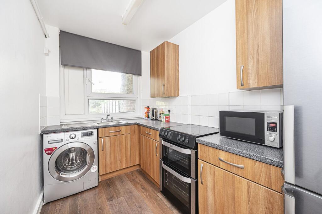 Apartment in London - View 2