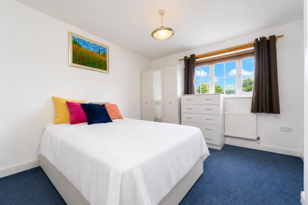 House in Bury, Pimhole, Fairfield - More