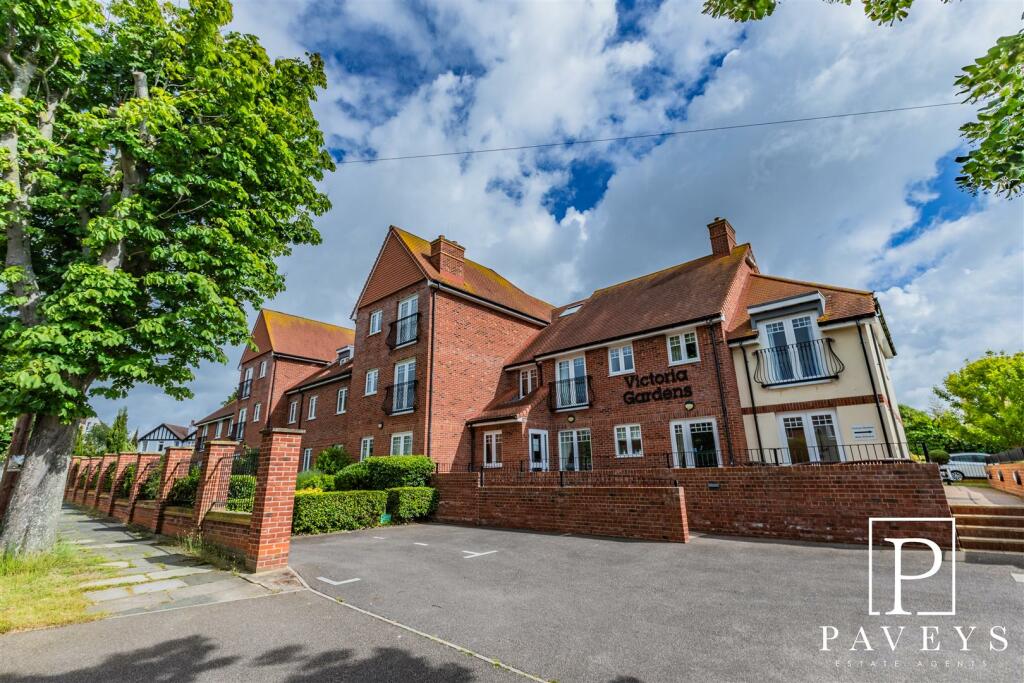 Main image of property: Hadleigh road, Frinton-On-Sea