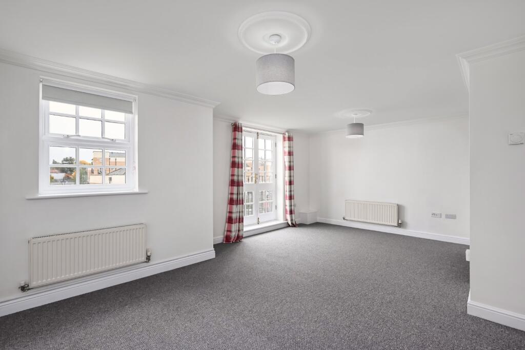 Bishopfields Drive, Leeman Road, York, YO26 photo 4